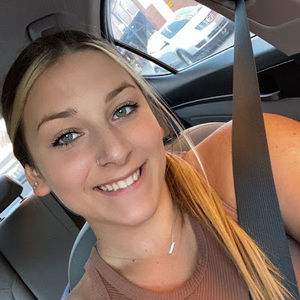 Meet your Posher, Brianna